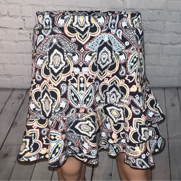 LOFT Dresses & Skirts - LOFT Black & Cream Multicolor Skirt size S